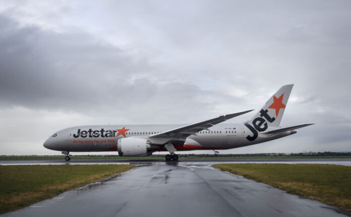 Jetstar-1920_boeing787-8_1