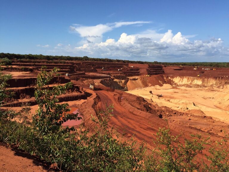 Aruwakkalu Hidden Wealth Sparks High-Stakes Mineral Revolution