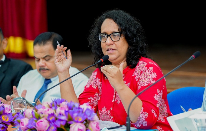 PM Stresses Need for Government-Approved Educational Programmes in Schools