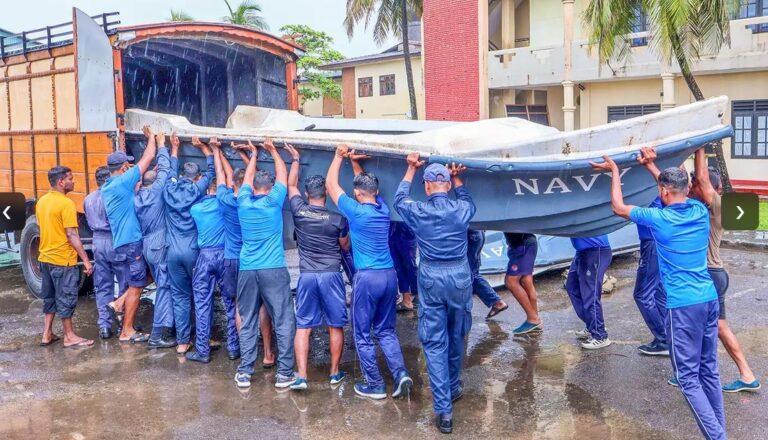 Sri Lanka Navy Mobilises Relief Teams as Heavy Rains Raise Flood Concerns